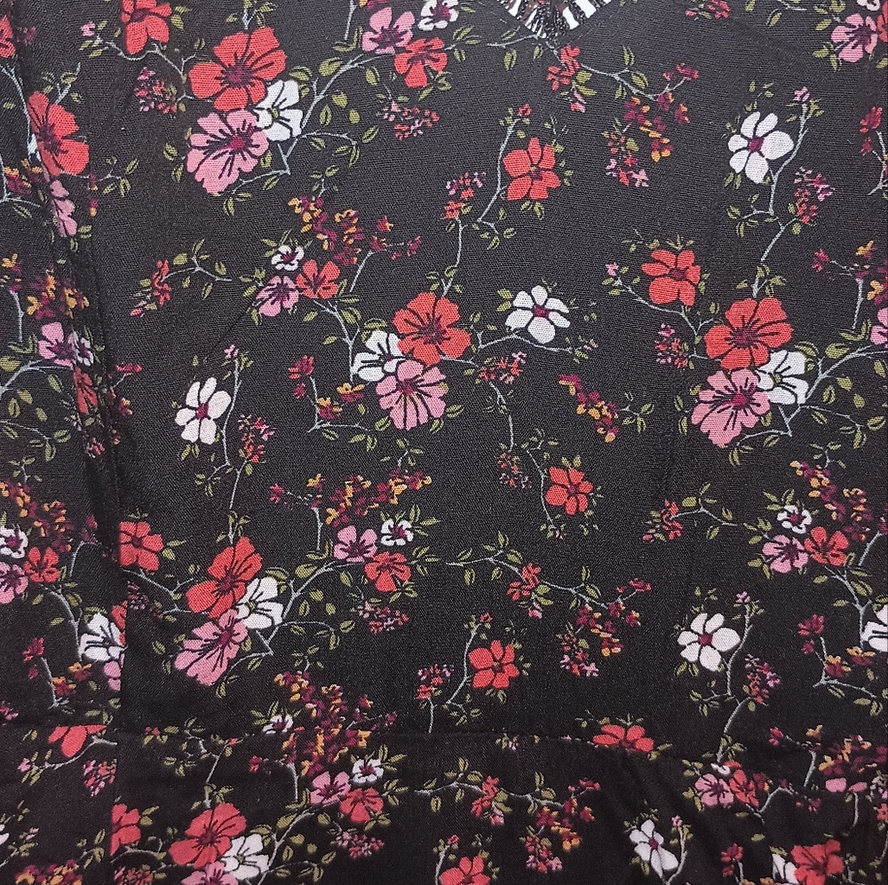 New women's Lulu dress